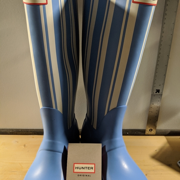 Baby Blue Hunter Wellies - Picture 2 of 3